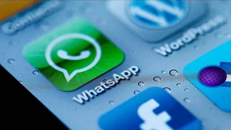Por un ataque de celos y un mensaje de Whatsapp golpeó a su esposa