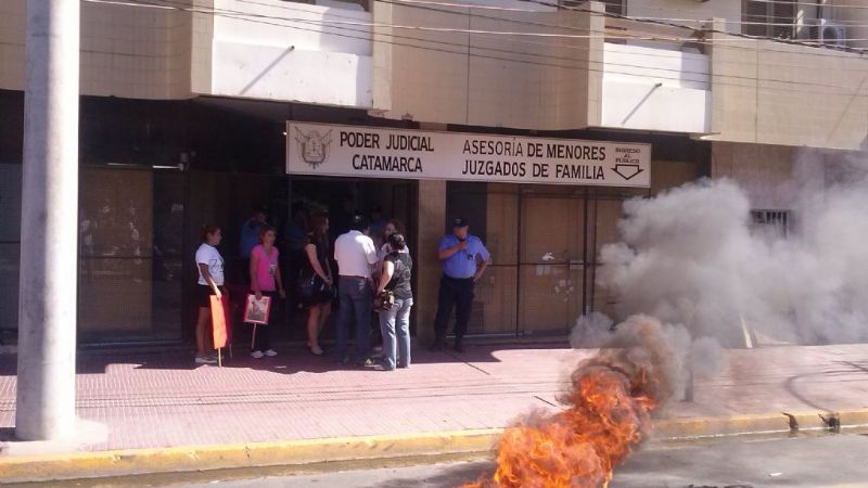 Nueva manifestación frente al Juzgado de Familia