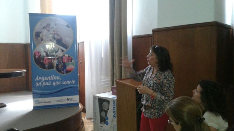 Catamarca expuso sus experiencias de trabajo en la reunión nacional de odontología