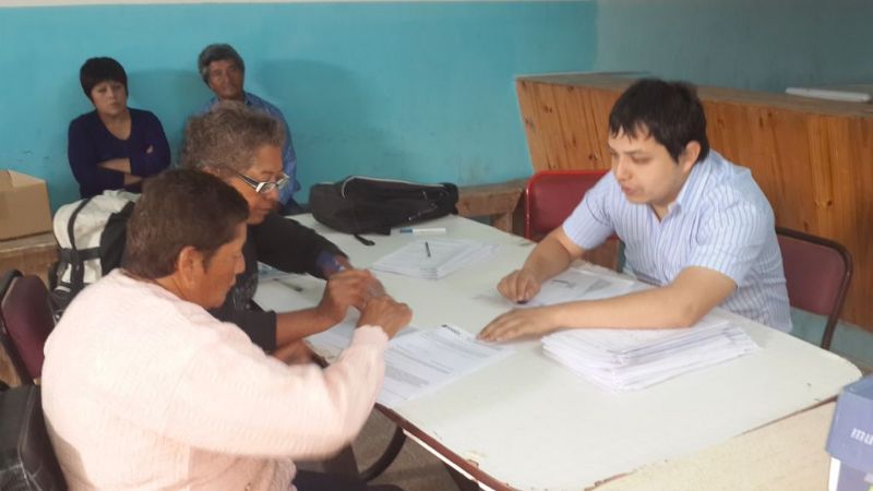 Nóblega entregó jubilaciones en Fiambalá