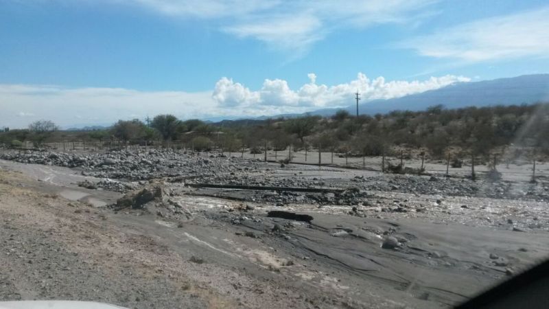 Las crecidas en los ríos dañaron columnas y dejó sin energía a Santa María