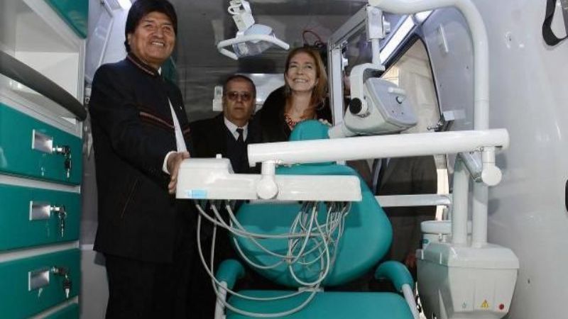 Automotrices y carroceras exportan ambulancias a Bolivia