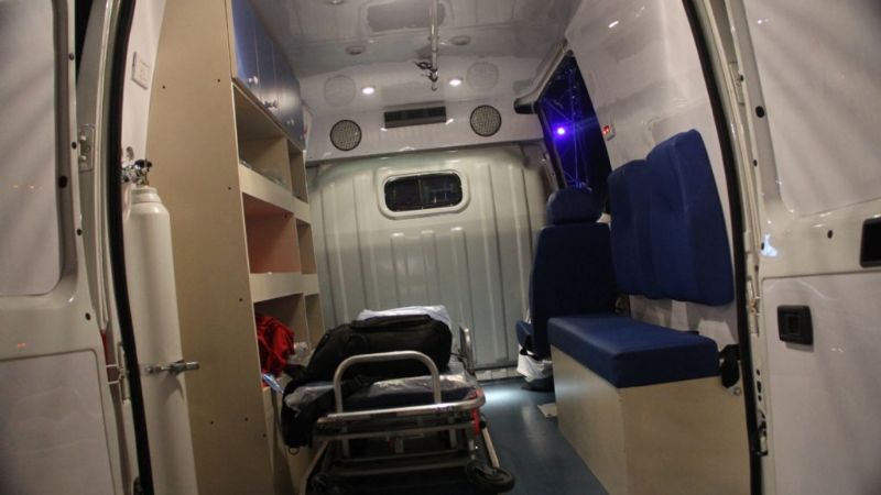 Andersch entregó una ambulancia 0km al hospital regional