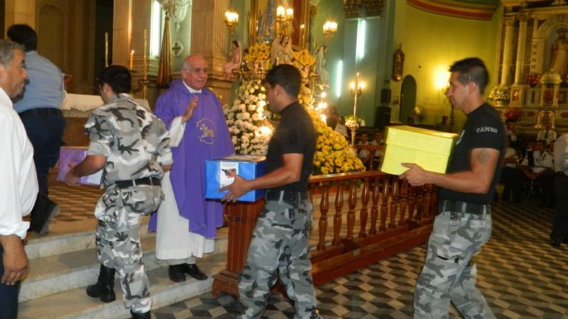 Las fuerzas de seguridad rindieron honores a la Madre del Valle