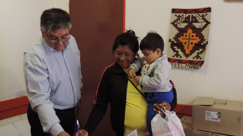 León Mendoza responde con acciones a los vecinos