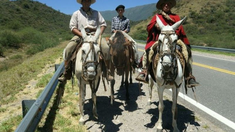 Tomás Martínez Manzanares, el jinete santiagueño de la Virgen del Valle