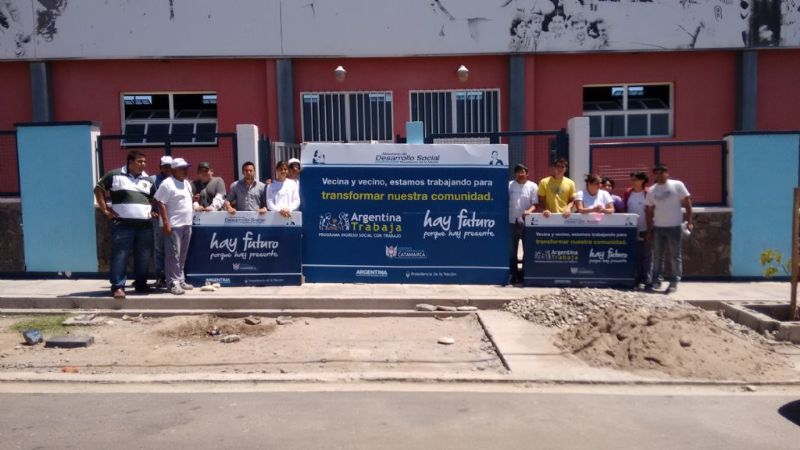 “Argentina Trabaja” realiza mejoras en el polideportivo de las 920