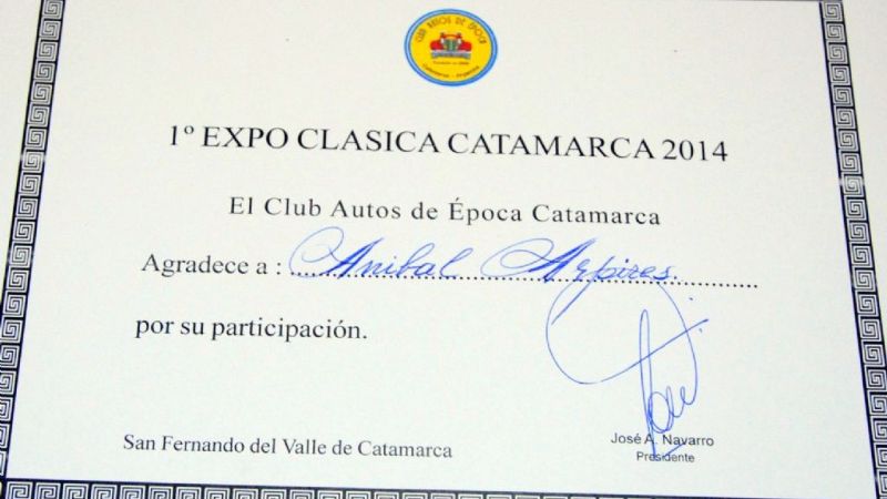 Certificados a miembros del Club “Autos de Época”