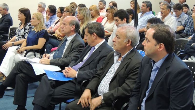 Exitoso “1er Seminario de Formación Profesional de Funcionarios”