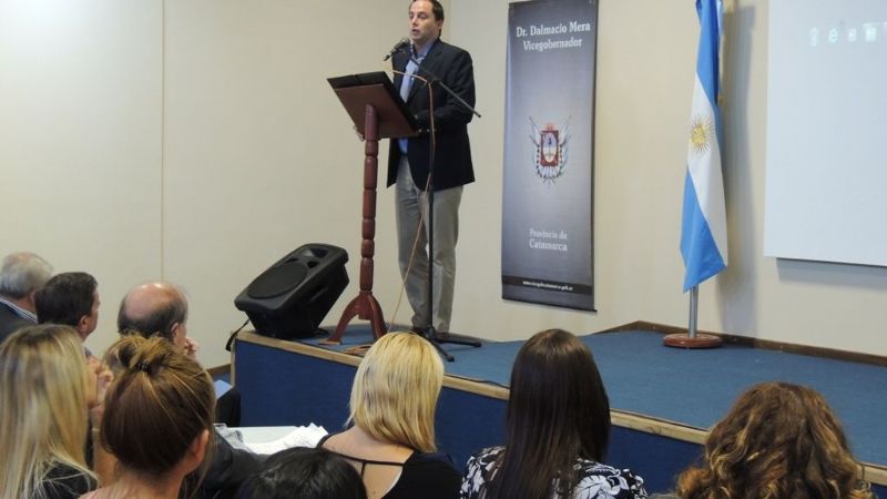 Exitoso “1er Seminario de Formación Profesional de Funcionarios”