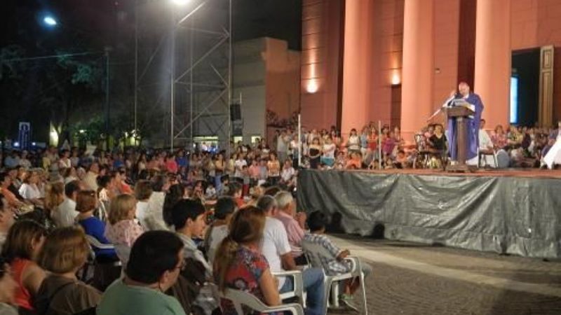 Matrimonios renovaron sus votos  ante la Madre del Valle