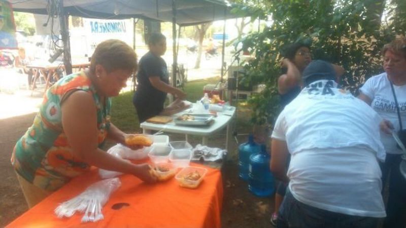 Se entregaron 1000 desayunos y 700 platos de comida