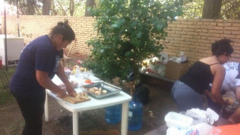 Se entregaron 1000 desayunos y 700 platos de comida