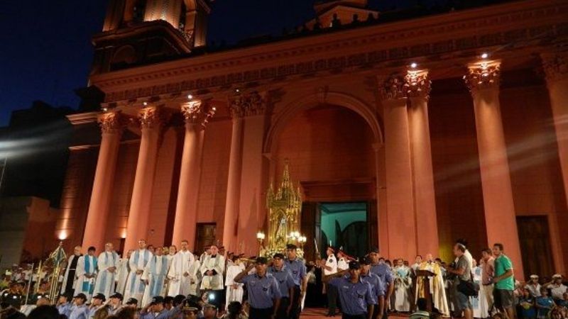 Impresionante demostración de fe mariana