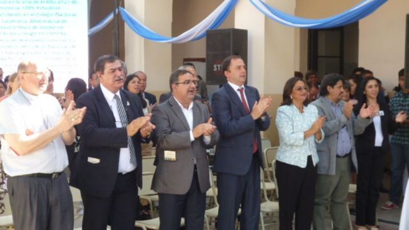 Emotivo acto por los 150 años del Colegio Nacional