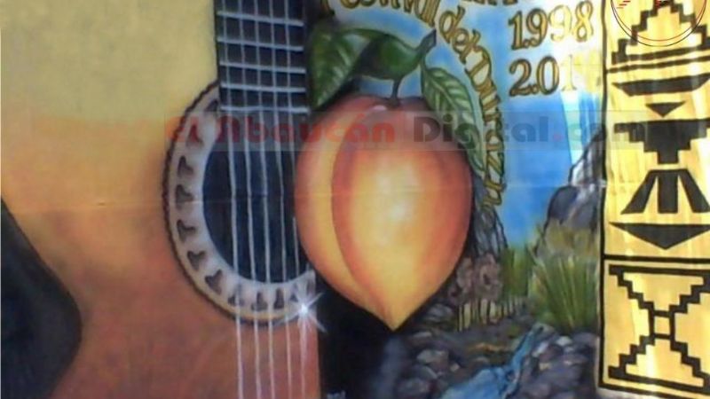 Tatón se paraliza con la XXVI edición del Festival del Durazno