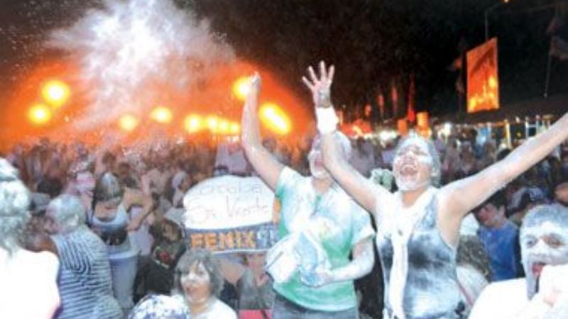 Se suspendió la primera noche de la Chaya 2014