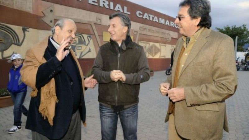 Y en Catamarca, ¿qué hacemos de las fotos con Macri”