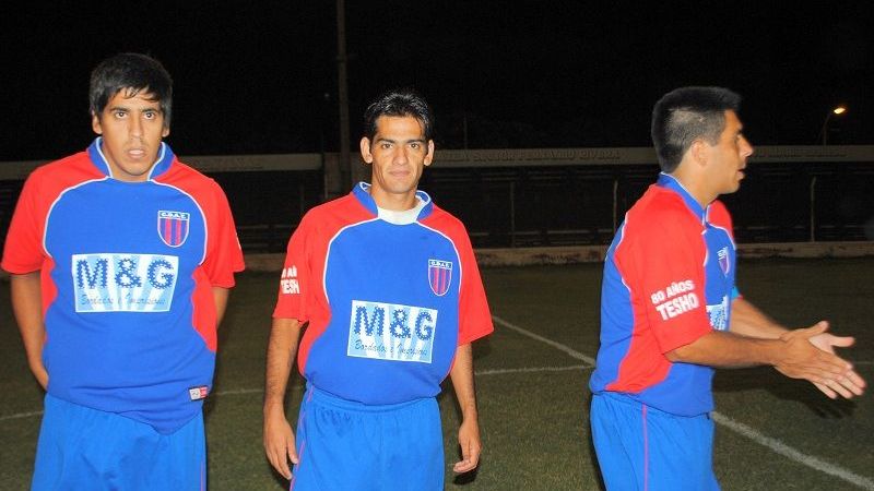 Tesorieri venció 2-0 a Sarmiento y también es líder en la Zona 69