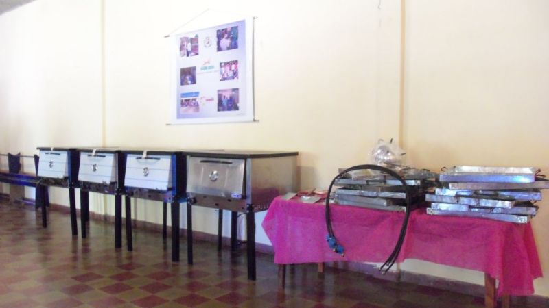 Equipamiento para comedores de Santa María