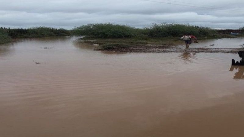 Tornado dejó serios daños materiales en La Paz
