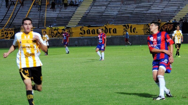 San Lorenzo se durmió y le regaló la punta a Mitre