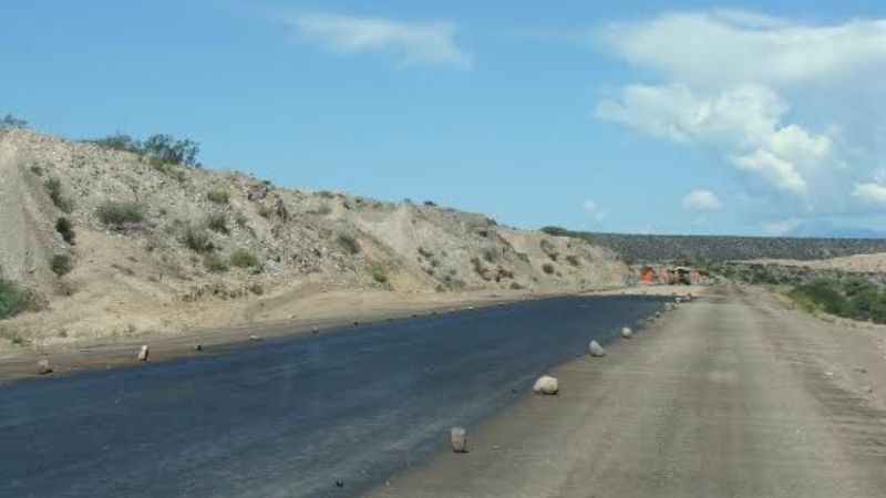 Construyen puente de la Ruta 40 sobre el río Villa Vil