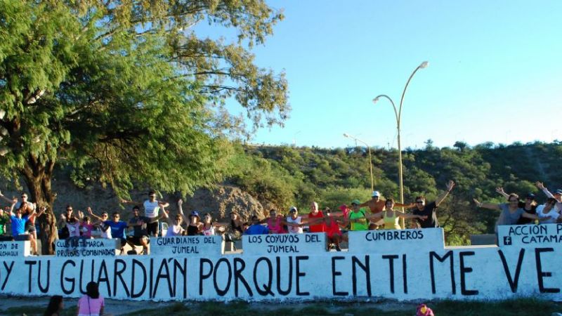 Acción Poética retomó sus pintadas en la ciudad
