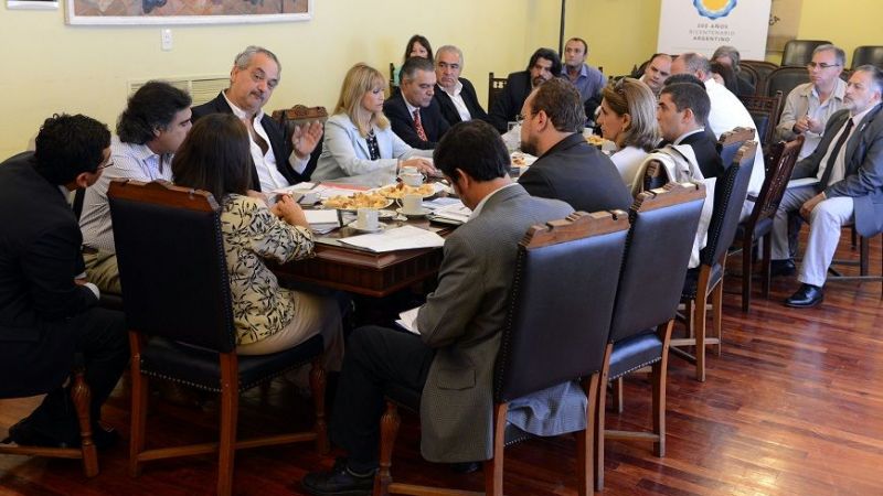 Gobernadora se reunió con su Gabinete