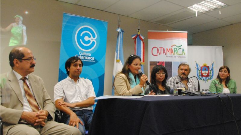 Se presentaron los Carnavales Federales de la Alegría en Catamarca