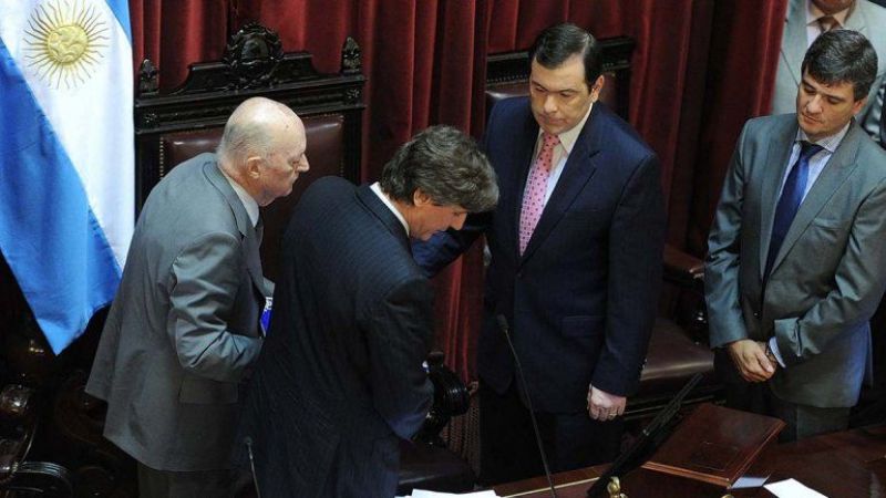 El Senado designó a Gerardo Zamora como presidente provisional