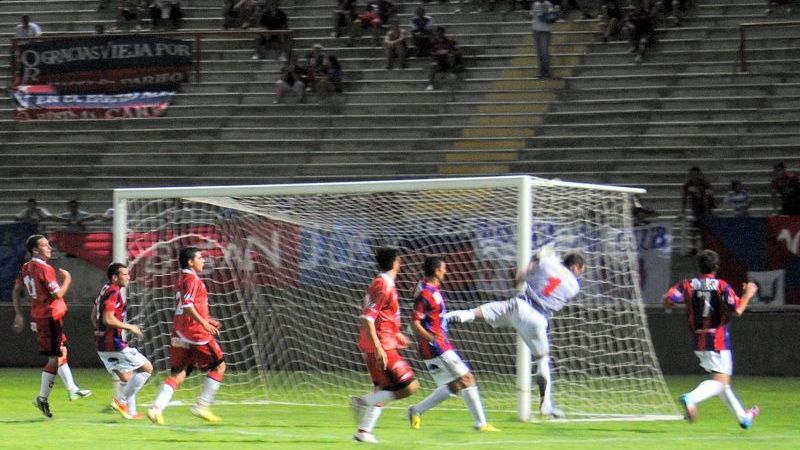 El empate le sirvió más a San Lorenzo que a Villa Cubas