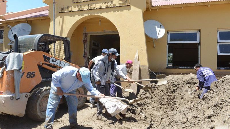 Intensos trabajos de asistencia a damnificados en Siján