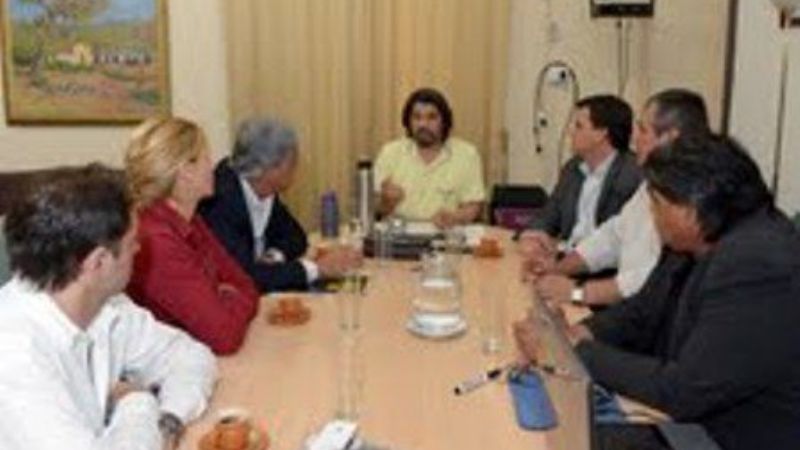 Ariza con concejales capitalinos