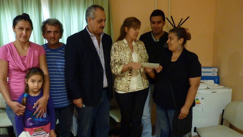 Barros entregó fondos a emprendedores