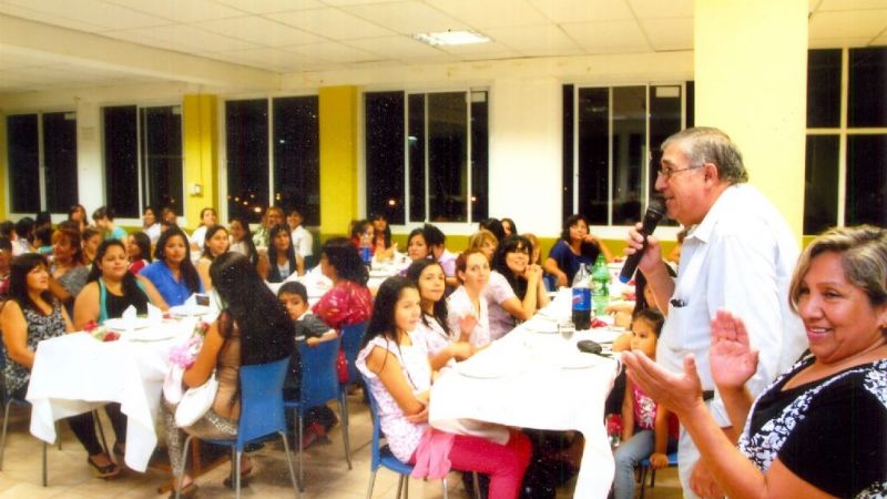 Agasajaron a mujeres mercantiles en su día