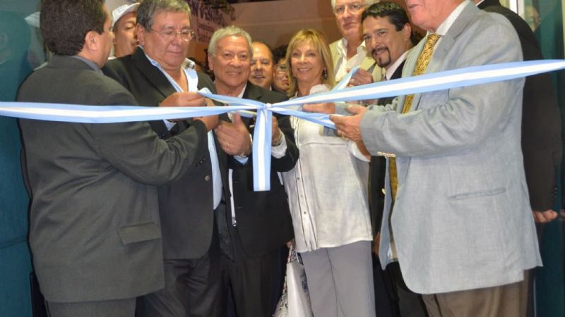 Barrionuevo inauguró nueve sede de U.T.H.G.R.A. en La Rioja