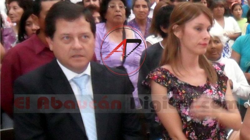 Avila nombró “ad-honorem” a su esposa como secretaria de Turismo