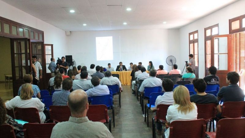 Reunión con empresarios por polo turístico en arroyo Fariñango