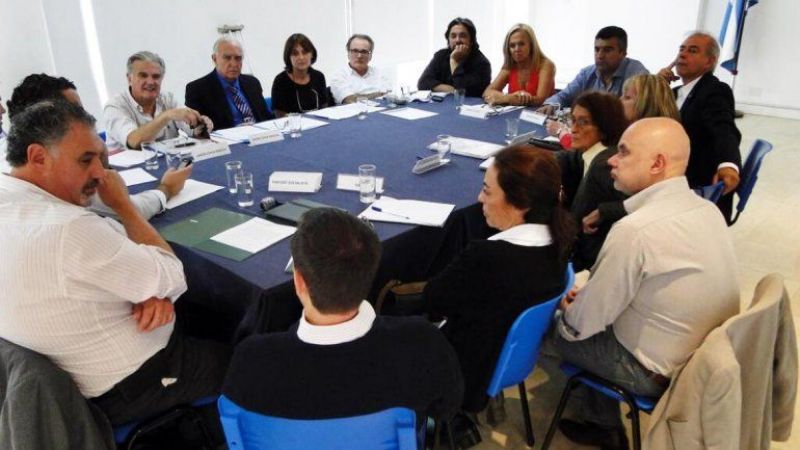 La UCR, el FAP y UNEN lanzan un acuerdo electoral de cara al 2015