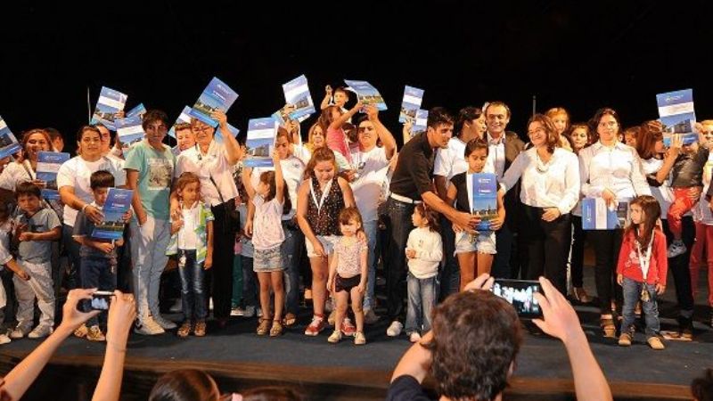 Corpacci entregó 30 nuevas viviendas en Chumbicha