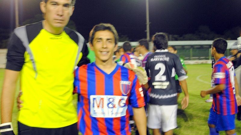 Tesorieri sigue en el TDI tras eliminar a Sumalao por penales