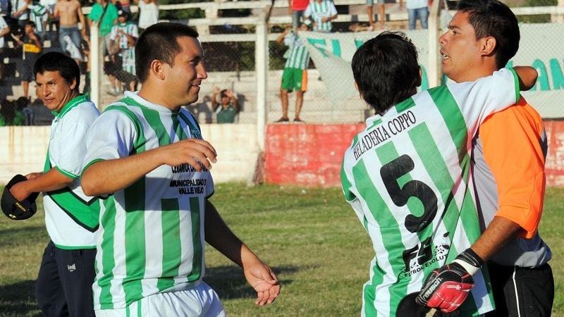 El “Santo de la Angustia” venció por penales a Esquiú y sigue en el TDI