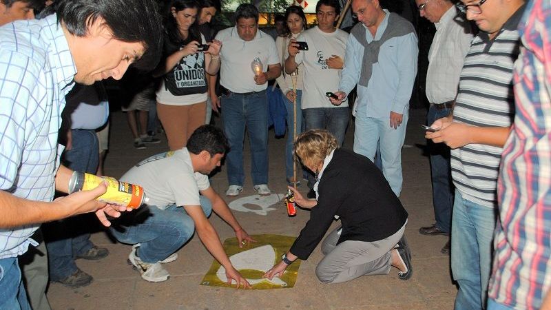 Escrache a colaboradores civiles del “proceso” en Catamarca