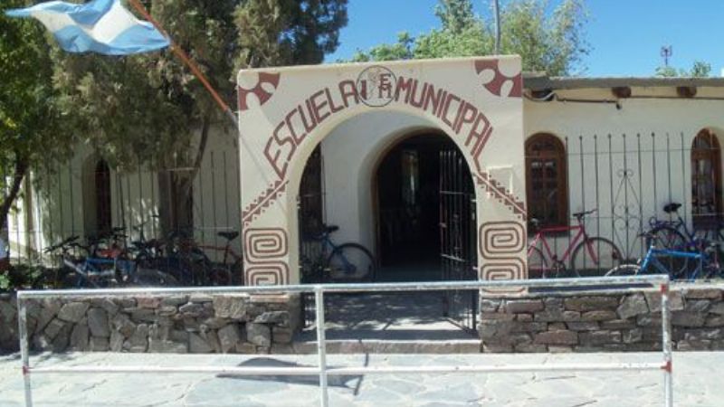 La Escuela Municipal, destacada entre las instituciones del medio
