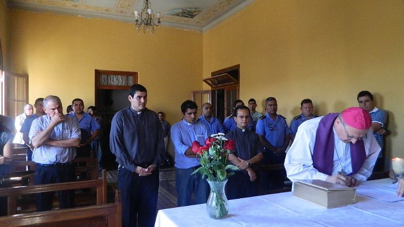 Los jóvenes que esta noche serán diáconos profesaron su fe y juraron fidelidad a la Iglesia