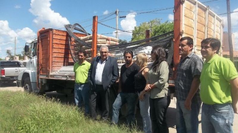 Cooperativa chacarera recibió materiales para culminar con diez módulos habitacionales