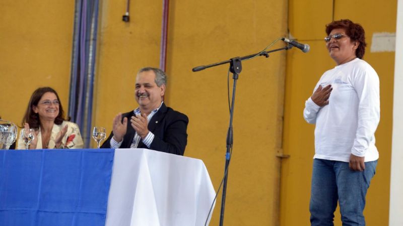 Lucía inauguró el ciclo lectivo 2014 de "Ellas Hacen"