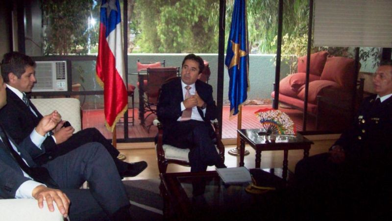 Gutiérrez se reunió con pares de Chile
