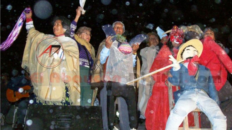 Una multitud festejó la llegada del carnaval en Fiambalá
